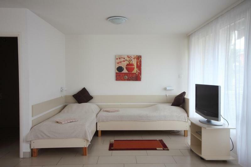Siesta Apartmanhaz Balatonfuered エクステリア 写真