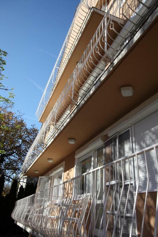 Siesta Apartmanhaz Balatonfuered エクステリア 写真